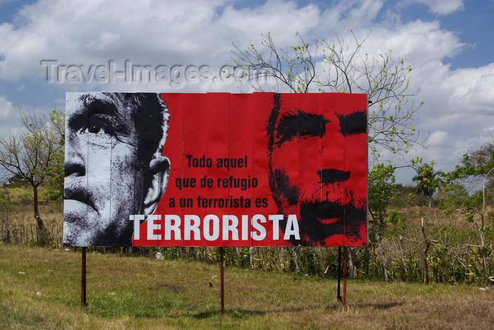 cuba144: Santa Clara, Villa Clara province, Cuba: terrorist - anti-American billboard - photo by A.Ferrari - (c) Travel-Images.com - Stock Photography agency - Image Bank