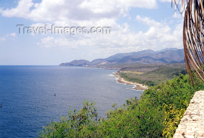 cuba2: Cuba / Kuba - Sierra Maestra and the Carib (photo by M.Torres) - (c) Travel-Images.com - Stock Photography agency - Image Bank