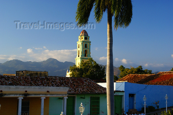 cuba29: Cuba - Trinidad - Sancti Spíritus province: the town and the mountains - bell-tower of the former convent of San Fransisco de Asis - photo by A.Ferrari - (c) Travel-Images.com - Stock Photography agency - Image Bank