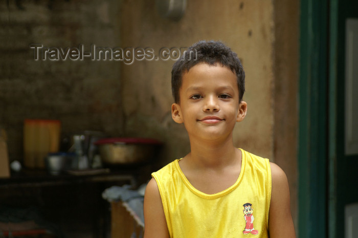 cuba88: Cuba - Holguín province - boy in yellow shirt - photo by G.Friedman - (c) Travel-Images.com - Stock Photography agency - Image Bank