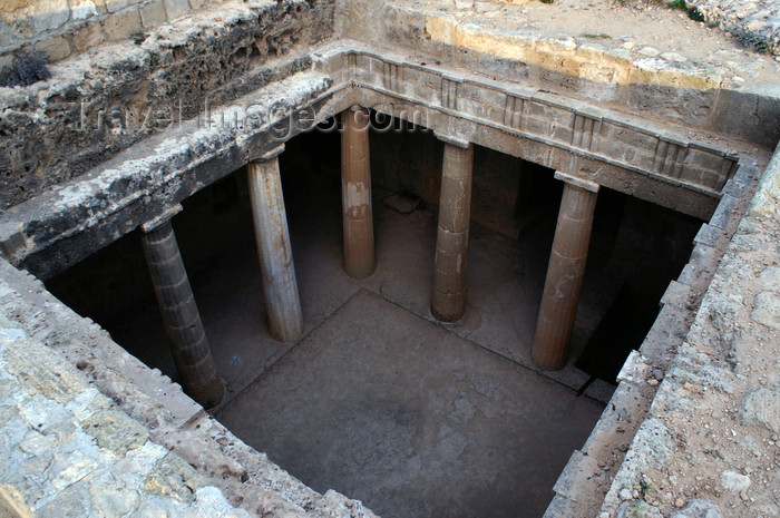 cyprus108: Paphos, Cyprus: tomb of the kings - photo by A.Ferrari - (c) Travel-Images.com - Stock Photography agency - Image Bank