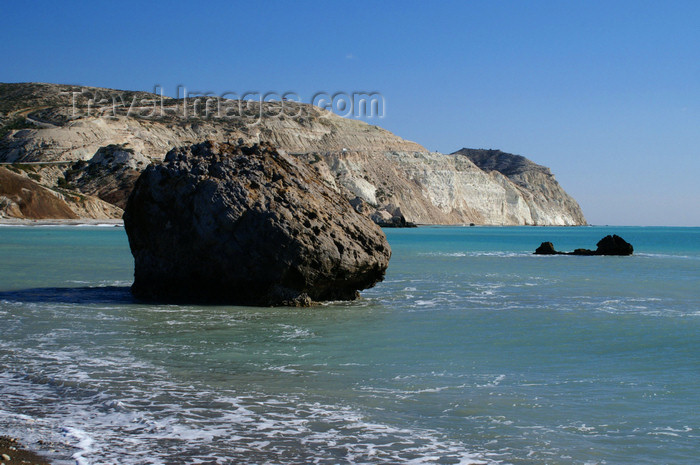 cyprus121: Petra Tou Romiou - Paphos district, Cyprus: islet - photo by A.Ferrari - (c) Travel-Images.com - Stock Photography agency - Image Bank