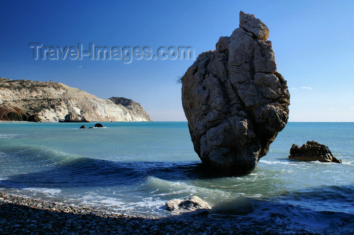 cyprus123: Petra Tou Romiou - Paphos district, Cyprus: column in the sea - photo by A.Ferrari - (c) Travel-Images.com - Stock Photography agency - Image Bank