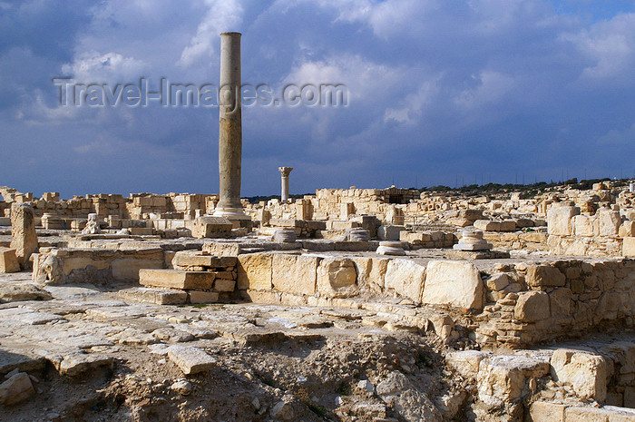 cyprus68: Kourion - Limassol district, Cyprus: ruins of a Roman basilica - photo by A.Ferrari - (c) Travel-Images.com - Stock Photography agency - Image Bank