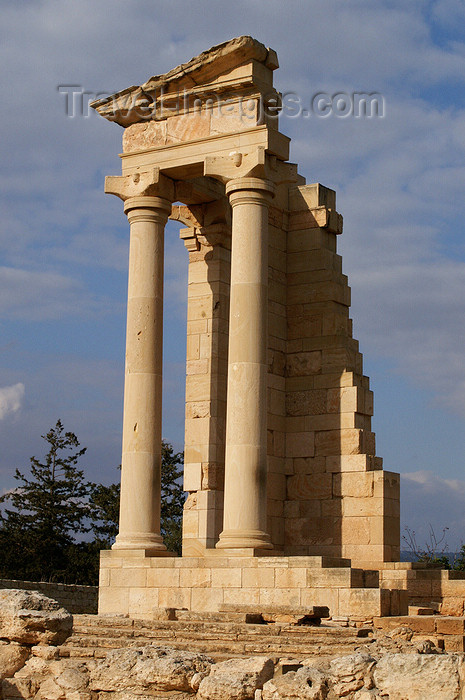 cyprus75: Kourion - Limassol district, Cyprus: sanctuary of Apollo Hylates - photo by A.Ferrari - (c) Travel-Images.com - Stock Photography agency - Image Bank