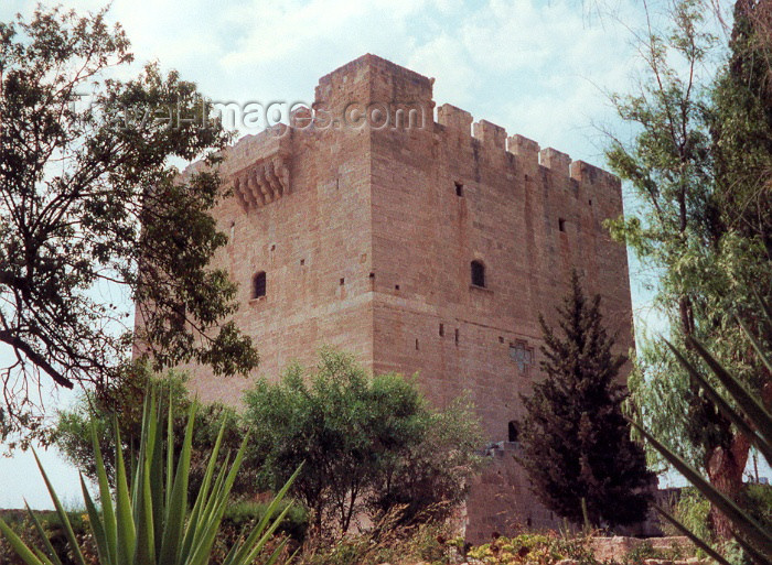 cyprus9: Cyprus - Kolossi - Limassol district: tower - castle of the Knights of the Order of St John of Jerusalem - Hospitallers - photo by Miguel Torres - (c) Travel-Images.com - Stock Photography agency - Image Bank