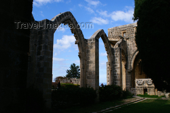 cyprusn58: Bellapais, Kyrenia district, North Cyprus: Bellapais abbey - ruined arcade - photo by A.Ferrari - (c) Travel-Images.com - Stock Photography agency - Image Bank