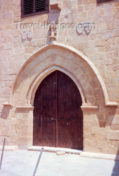 cyprusn7: Cyprus - Nicosia / NIC / Lefkosa: closed door (photo by Miguel Torres) - (c) Travel-Images.com - Stock Photography agency - Image Bank