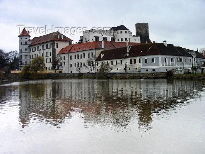 czech169: Czech Republic - Jindrichùv Hradec / Neuhaus (Southern Bohemia - Jihoceský - Budejovický kraj): the castle - photo by J.Kaman - (c) Travel-Images.com - Stock Photography agency - Image Bank