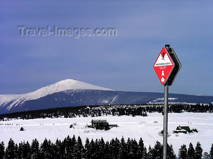 czech189: Czech Republic - Krkonose mountains - Snezka mountain: highest peak in the Karkonosze Mountains - Sudetes mountain range - view from the ski track - Hradec Králové region - photo by J.Kaman - (c) Travel-Images.com - Stock Photography agency - Image Bank