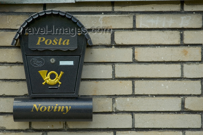 czech363: Czech Republic - Kromeriz / Kremsier - Zlin region, southeastern Moravia: Czech post box (photo by P.Gustafson) - (c) Travel-Images.com - Stock Photography agency - Image Bank