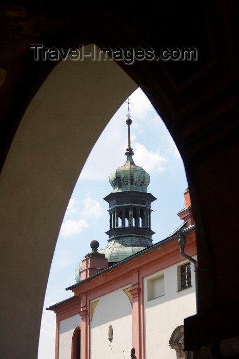 czech388: Czech Republic - Príbram: Svata Hora - tower framed by ogive - photo by H.Olarte - (c) Travel-Images.com - Stock Photography agency - Image Bank