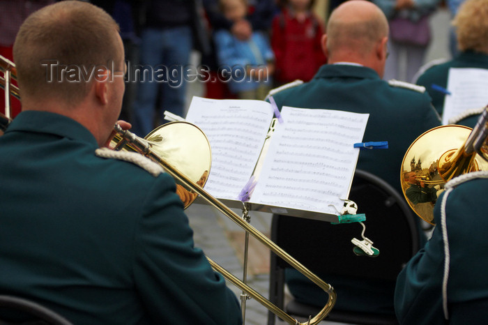 czech414: Music band playing at the old town square (Staromestske namesti). Prague, Czech Republic - photo by H.Olarte - (c) Travel-Images.com - Stock Photography agency - Image Bank