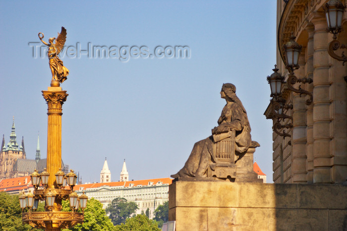 czech424: Statues outside the Rudolfinum. Prague, Czech Republic - photo by H.Olarte - (c) Travel-Images.com - Stock Photography agency - Image Bank