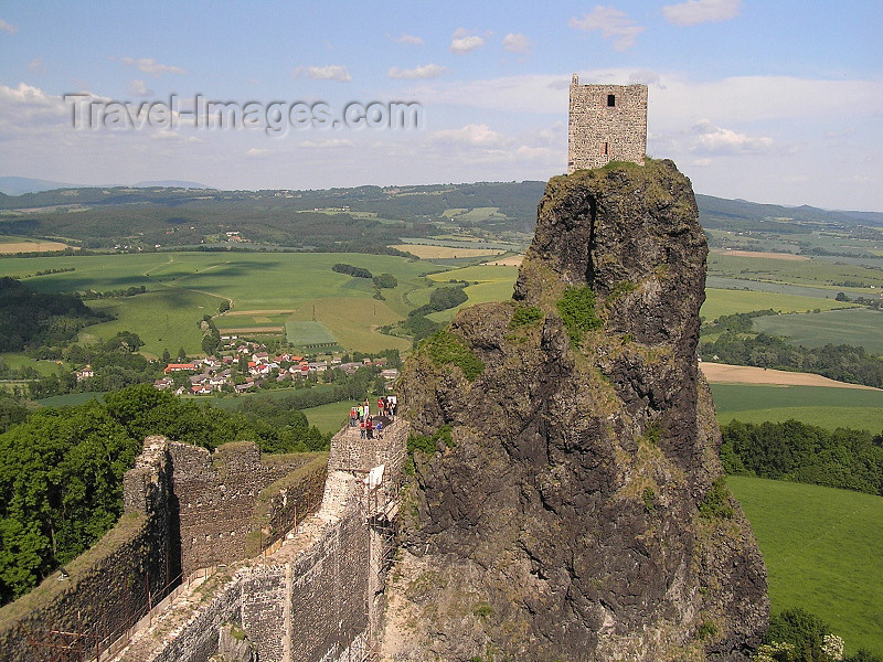 czech478: Czech Republic - Trosky Castle / Hrad Trosky: built in thr14th century - Bohemian Paradise - Semily District - Liberec Region - photo by J.Kaman - (c) Travel-Images.com - Stock Photography agency - Image Bank