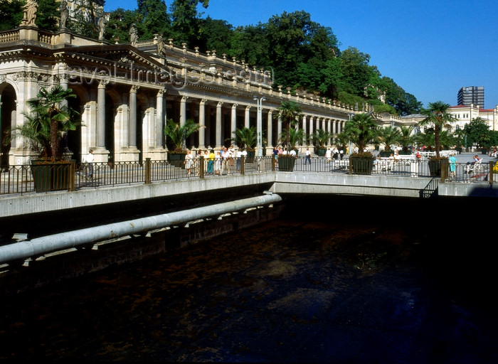 czech532: Czech Republic - Karlovy Vary / Carlsbad: the Mill / Mlynska Colonnade - Mühlbrunnkolonnade - photo by J.Fekete - (c) Travel-Images.com - Stock Photography agency - Image Bank