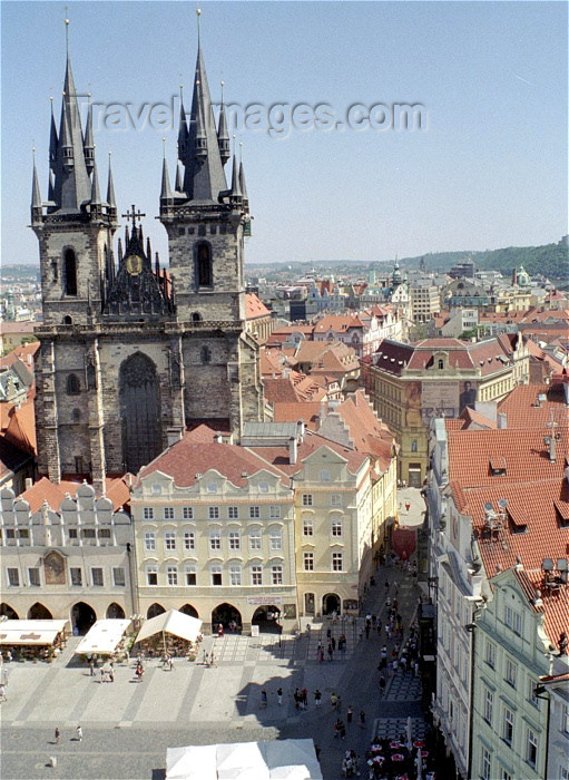 czech97: Czech Republic - Prague: view from the Old Town Hall - Old Town square and and the Church of Our Lady Before Tyn - chram Matky bozi pred Tynem - Staromestske namesti (photo by M.Bergsma) - (c) Travel-Images.com - Stock Photography agency - Image Bank