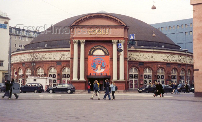 denmark3: Copenhagen: the Circus Dome on Axeltorv  - photo by M.Torres - (c) Travel-Images.com - Stock Photography agency - Image Bank