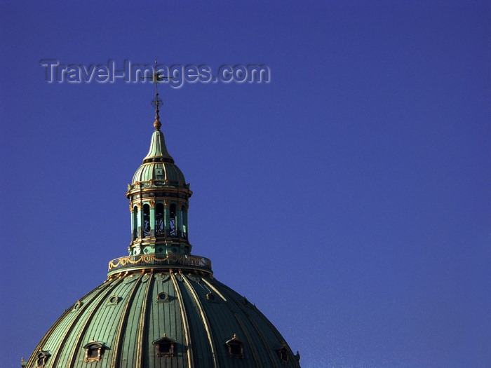 denmark61: Denmark - Copenhagen / København / CPH: Frederick's Church - Marmorkirken - Frederiks Kirke - dome - photo by G.Friedman - (c) Travel-Images.com - Stock Photography agency - Image Bank