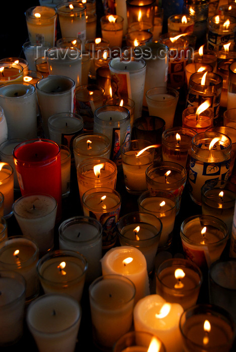 dominican116: Higüey, Dominican Republic: candles - Basilica of Our Lady - Basilica de Nuestra Señora de la Altagracia - photo by M.Torres - (c) Travel-Images.com - Stock Photography agency - Image Bank