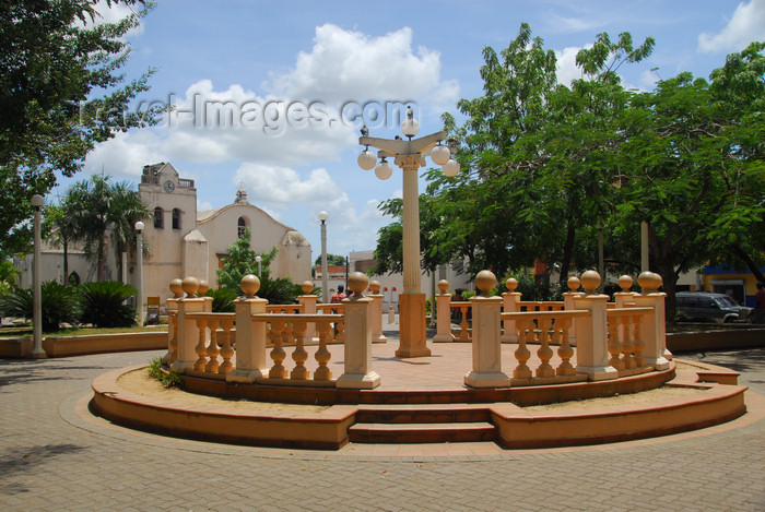 dominican126: Higüey, Dominican Republic: main square and San Dionisio church - photo by M.Torres - (c) Travel-Images.com - Stock Photography agency - Image Bank