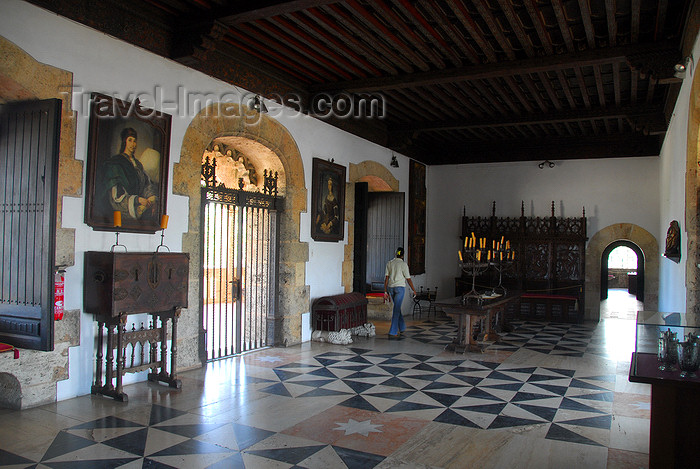 dominican16: Santo Domingo, Dominican Republic: Alcazar de Colon - receptions room - salon de recepciones - Ciudad Colonial - Unesco World Heritage - photo by M.Torres - (c) Travel-Images.com - Stock Photography agency - Image Bank