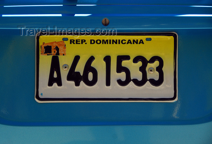 dominican186: Punta Cana, Dominican Republic: Dominican license plate - photo by M.Torres - (c) Travel-Images.com - Stock Photography agency - Image Bank