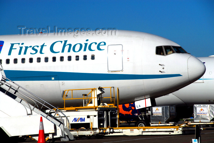 dominican197: Punta Cana, Dominican Republic: First Choice Boeing 767-35E(ER) G-DBLA - front of fuselage and Ground Support Equipment - Punta Cana International Airport - PUJ / MDPC - photo by M.Torres - (c) Travel-Images.com - Stock Photography agency - Image Bank