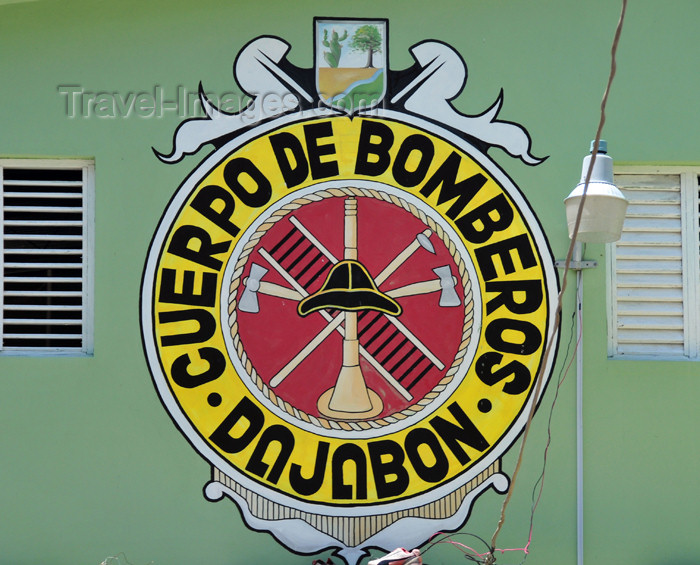 dominican246: Dajabón, Dominican Republic: logo at the fire station - Cuerpo de Bomberos - photo by M.Torres - (c) Travel-Images.com - Stock Photography agency - Image Bank