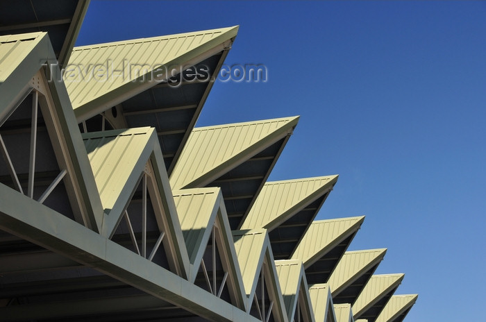 dominican261: El Catey, Samaná province, Dominican republic: landside view of Samaná El Catey International Airport / Presidente Juan Bosch - AZS - architecture - detail of pointed roofs - photo by M.Torres - (c) Travel-Images.com - Stock Photography agency - Image Bank