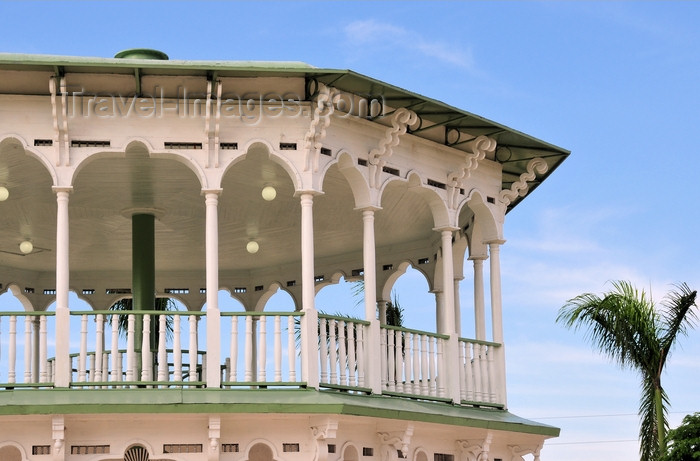 dominican283: Puerto Plata, Dominican republic: Victorian bandstand in the central park - Glorieta victoriana del Parque Central Independencia -  photo by M.Torres - (c) Travel-Images.com - Stock Photography agency - Image Bank