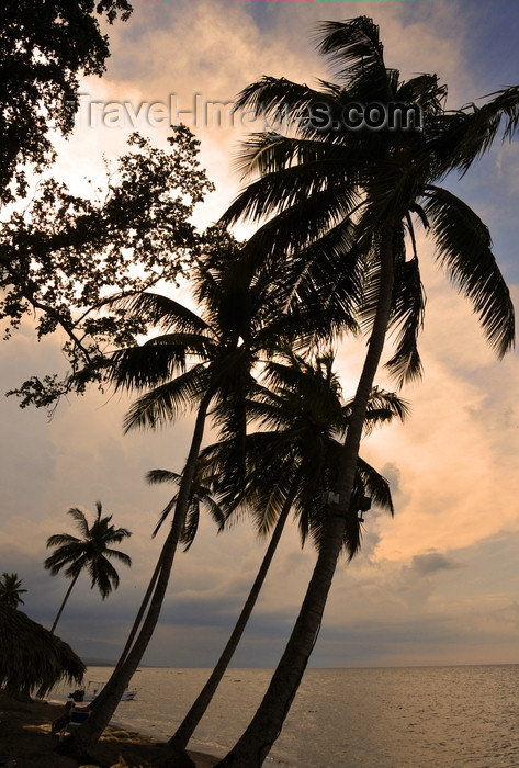 dominican338: Río San Juan, María Trinidad Sánchez province, Dominican republic: end of a day at the beach - photo by M.Torres - (c) Travel-Images.com - Stock Photography agency - Image Bank