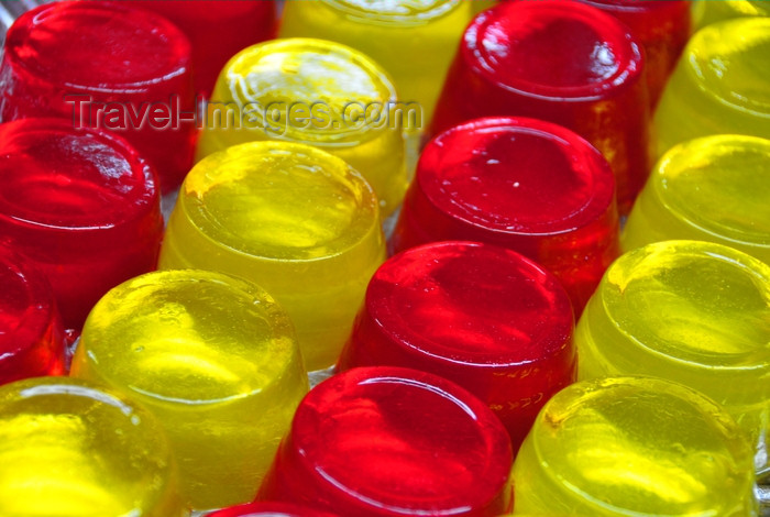 dominican357: Río San Juan, María Trinidad Sánchez province, Dominican republic: gelatin dessert - jelly - photo by M.Torres - (c) Travel-Images.com - Stock Photography agency - Image Bank