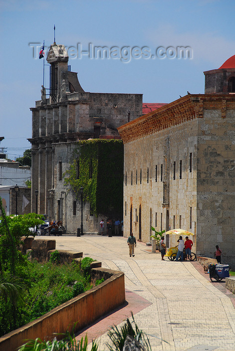 dominican59: Santo Domingo, Dominican Republic: Museum of the Royal Houses and National Pantheon - Museo de las Casas Reales y Panteón Nacional - Ciudad Colonial - photo by M.Torres - (c) Travel-Images.com - Stock Photography agency - Image Bank