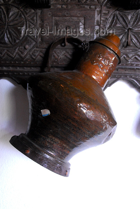 dominican8: Santo Domingo, Dominican Republic: Alcazar de Colon - kitchen - copper pitcher - Ciudad Colonial - Cantaro de Cobre - cocina - Unesco World Heritage - photo by M.Torres - (c) Travel-Images.com - Stock Photography agency - Image Bank