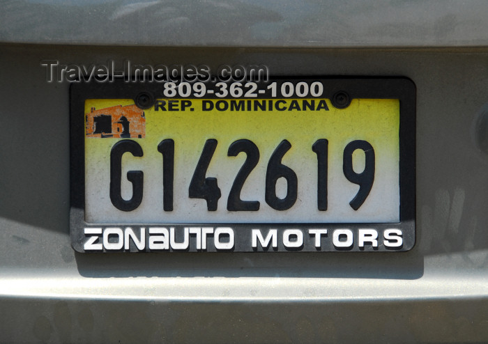 dominican88: Santo Domingo, Dominican Republic: Dominican car license plate - photo by M.Torres - (c) Travel-Images.com - Stock Photography agency - Image Bank