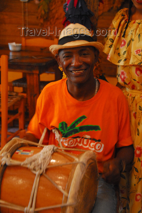 dominican96: Santo Domingo, Dominican Republic: drummer - photo by M.Torres - (c) Travel-Images.com - Stock Photography agency - Image Bank