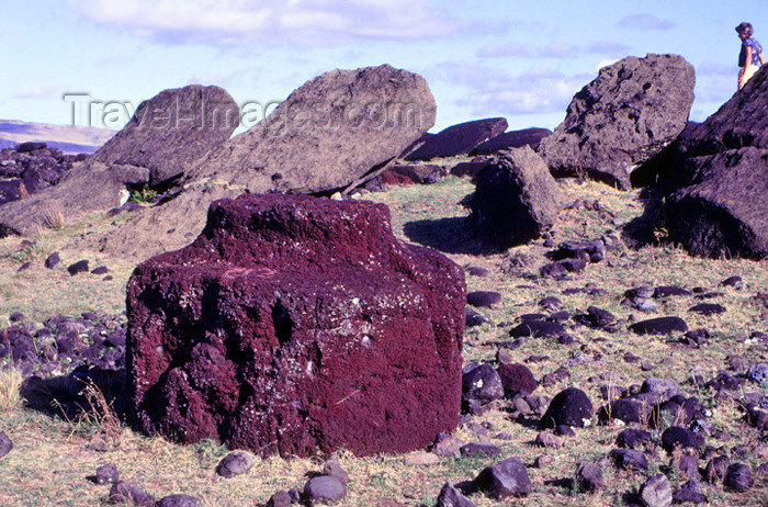 easter20: Easter Island / Rapa Nui: statue's crown, the pukao - red rock 'crown' - photo by G.Frysinger - (c) Travel-Images.com - Stock Photography agency - Image Bank