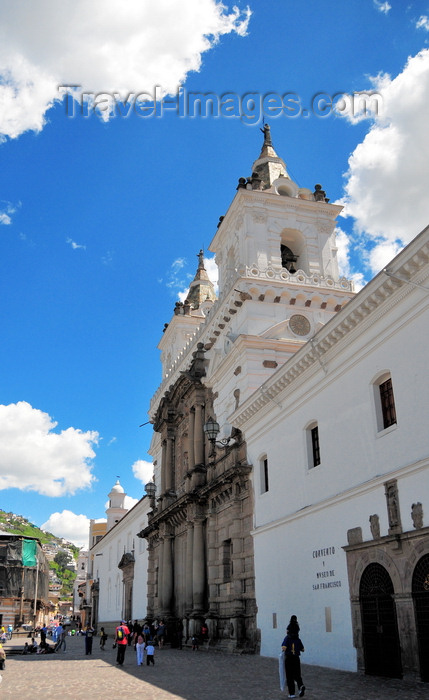 ecuador102: Quito, Ecuador: Baroque façade of Iglesia y Monasterio de San Francisco - Church and Monastery of St. Francis - built between 1550 and 1680, architects Jodoco Ricke, Pedro Gosseal, Antonio Rodríguez - Ecuador's largest colonial building - Plaza San Francisco - photo by M.Torres - (c) Travel-Images.com - Stock Photography agency - Image Bank