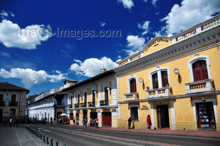 ecuador111: Quito, Ecuador: La Prensa Católica bookshop, Benalcazar Restaurant and Banco Pichincha - Plaza San Francisco - east side - Calle Sebastián de Benalcazar - photo by M.Torres - (c) Travel-Images.com - Stock Photography agency - Image Bank