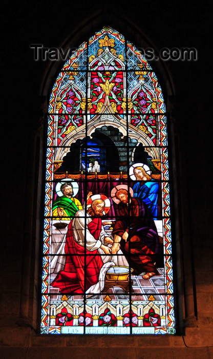 ecuador125: Quito, Ecuador: Christ Washing the Feet of the Apostles - paedalavium - stained glass at the Basílica del Sagrado Voto Nacional - photo by M.Torres - (c) Travel-Images.com - Stock Photography agency - Image Bank