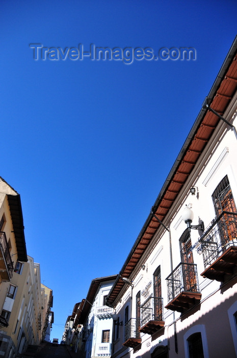 ecuador169: Quito, Ecuador: climbing Calle Gabriel Garcia Moreno, cear Calle Oriente - Casa Indigena Fierpi - old Calle de las Siete Cruces - photo by M.Torres - (c) Travel-Images.com - Stock Photography agency - Image Bank