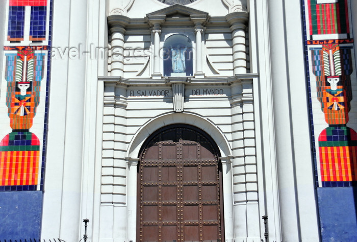 el-salvador37: San Salvador, El Salvador, Central America: Metropolitan Cathedral - entrance with a shrine of the Divine Saviour of the World, sculpted by Friar Francisco Silvestre García - photo by M.Torres - (c) Travel-Images.com - Stock Photography agency - Image Bank