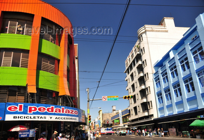 el-salvador64: San Salvador, El Salvador, Central America: looking north along 1a avenida sur - photo by M.Torres - (c) Travel-Images.com - Stock Photography agency - Image Bank