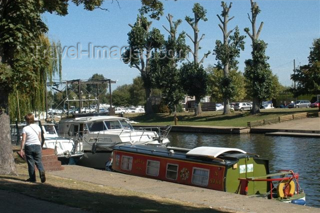 england108: England (UK) - Ely  (Cambridgeshire): river boats -  River Great Ouse - photo by F.Hoskin - (c) Travel-Images.com - Stock Photography agency - Image Bank