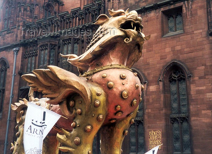 england11: Manchester, North West, England: day of the dragon on Deansgate - photo by M.Torres - (c) Travel-Images.com - Stock Photography agency - Image Bank