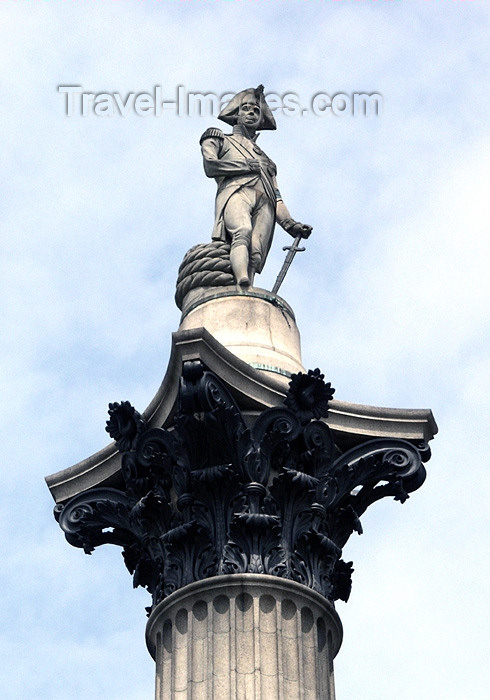 england145: London, England: Trafalgar square - Nelson's column - photo by K.White - (c) Travel-Images.com - Stock Photography agency - Image Bank