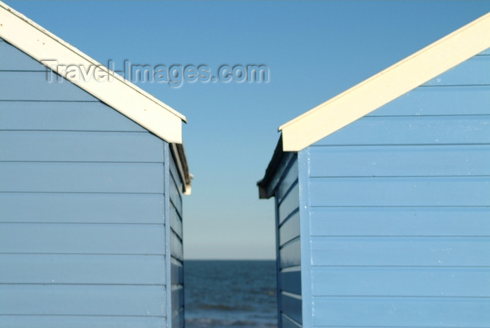 england208: Southwold, Waveney district, Suffolk, East Anglia, East England: beach huts and the Morth Sea - photo by K.White - (c) Travel-Images.com - Stock Photography agency - Image Bank