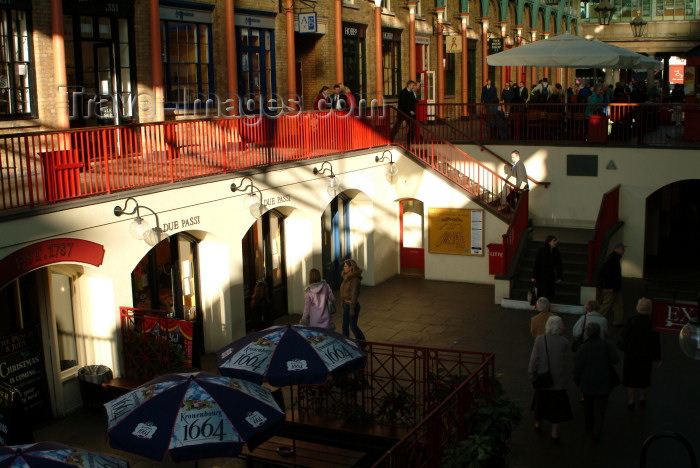 england214: England - London: Covent garden - photo by K.White - (c) Travel-Images.com - Stock Photography agency - Image Bank