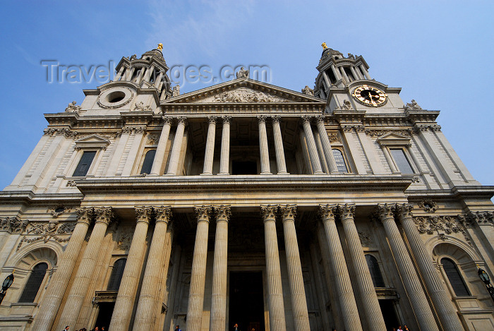 england239: London: St Paul's Cathedral - western façade - seat of the Bishop of London - Renaissance style - architect Christopher Wren - City - photo by M.Torres - (c) Travel-Images.com - Stock Photography agency - Image Bank